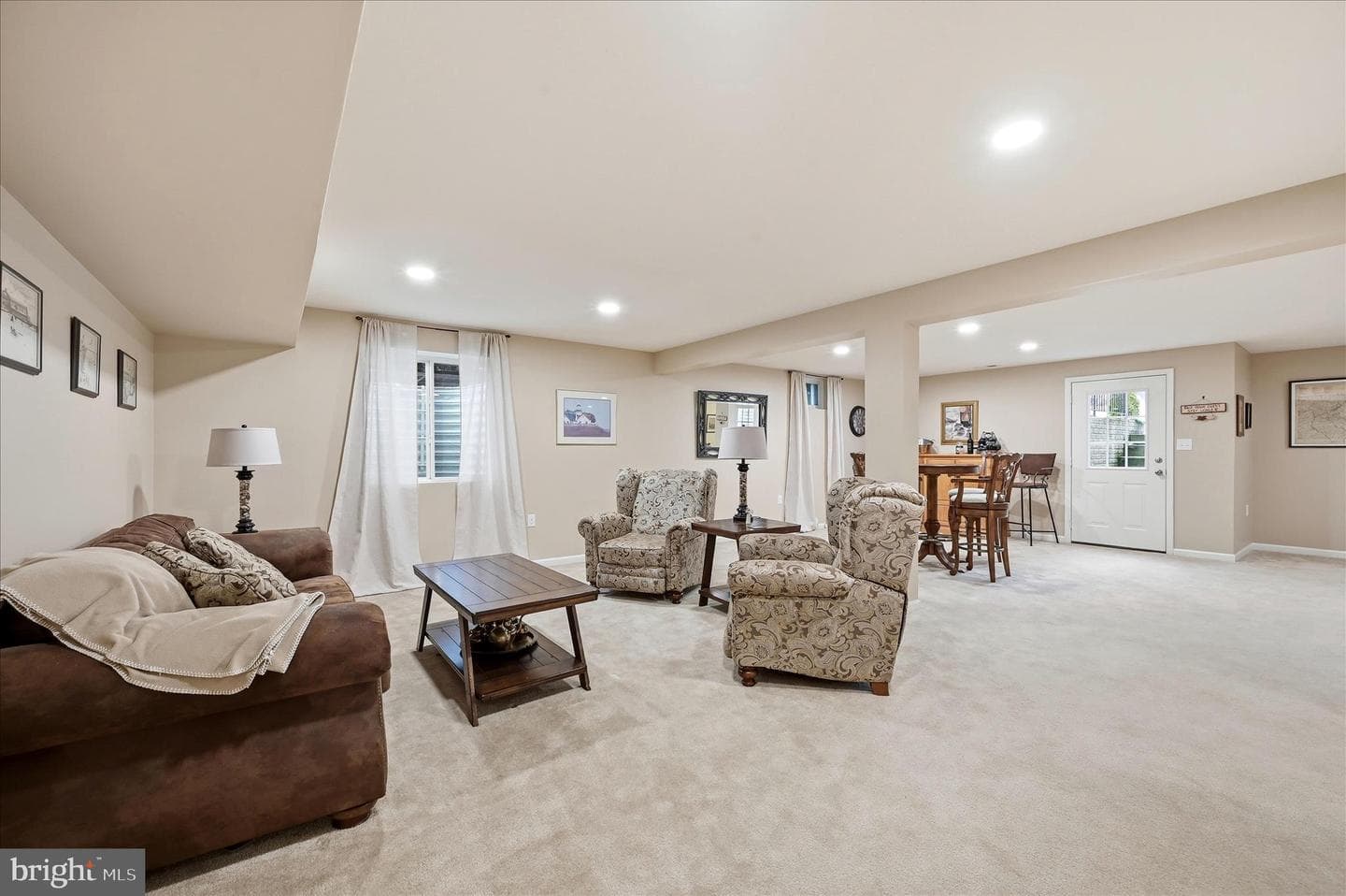105 Ladysmith Drive photo 41