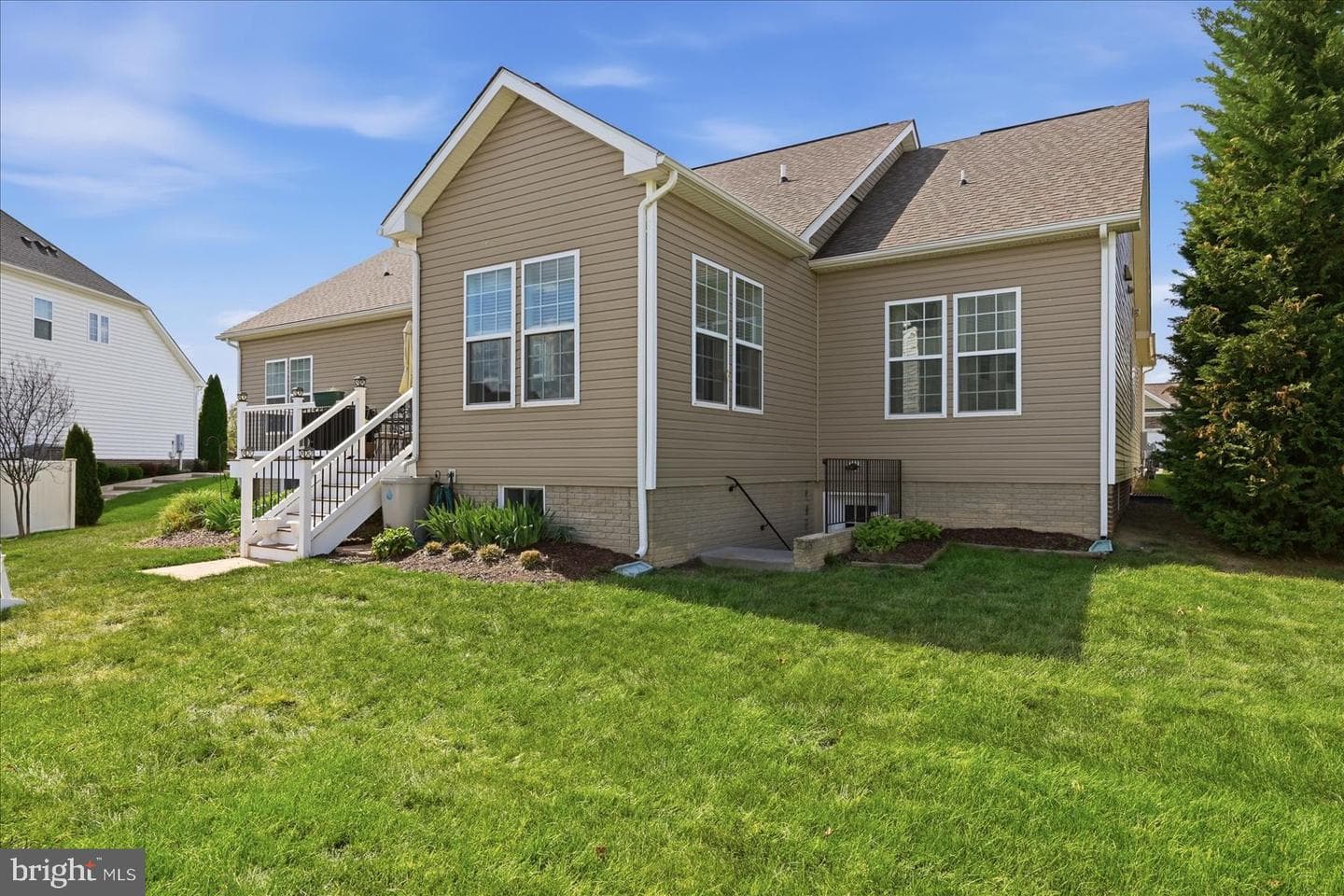 105 Ladysmith Drive photo 87