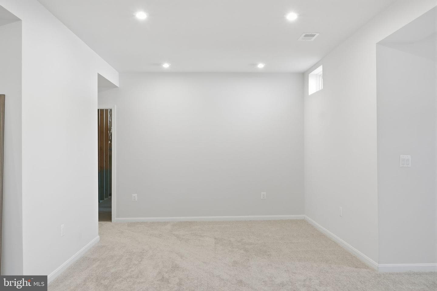 128 Poe Drive photo 45