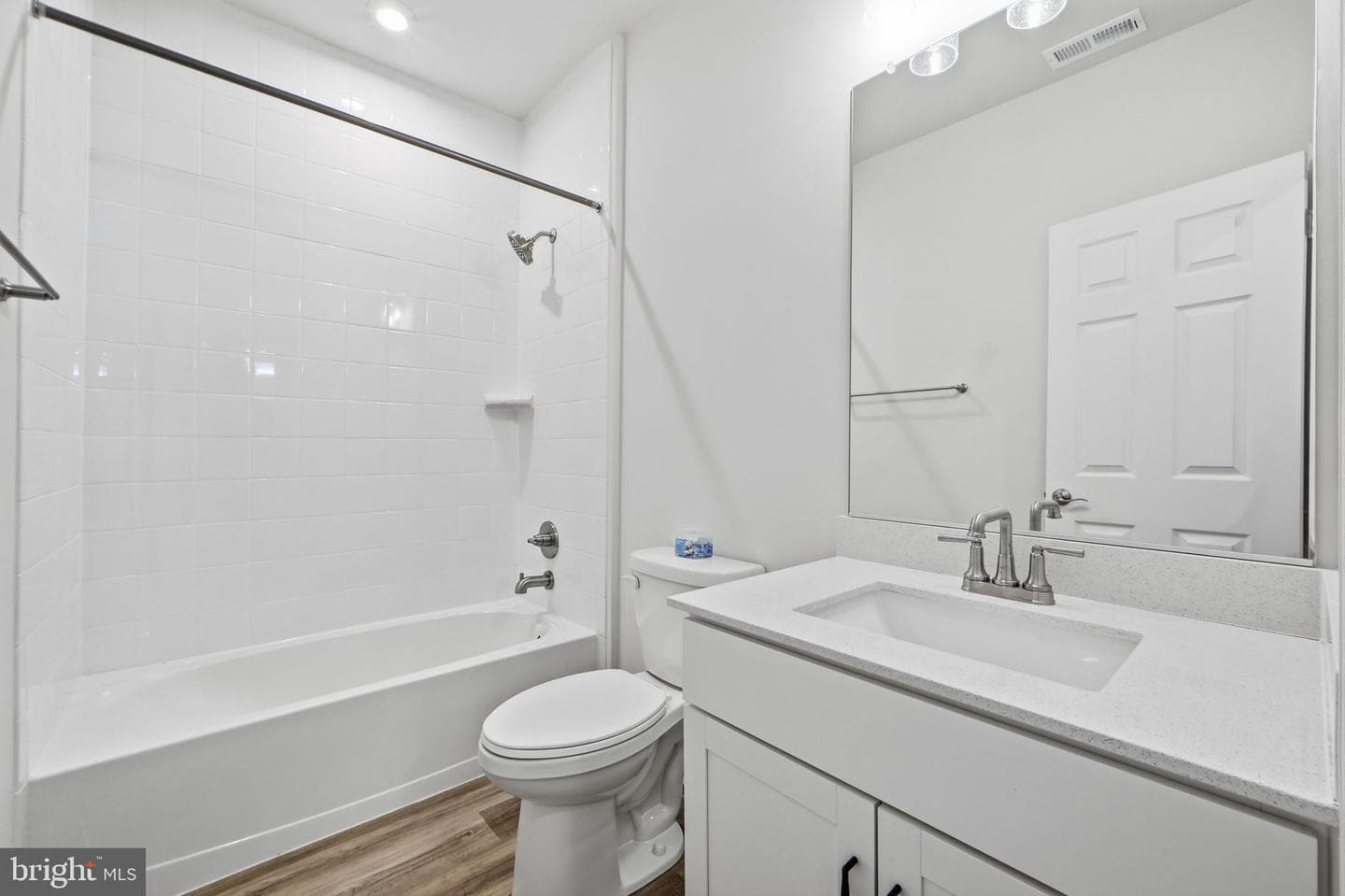 128 Poe Drive photo 46