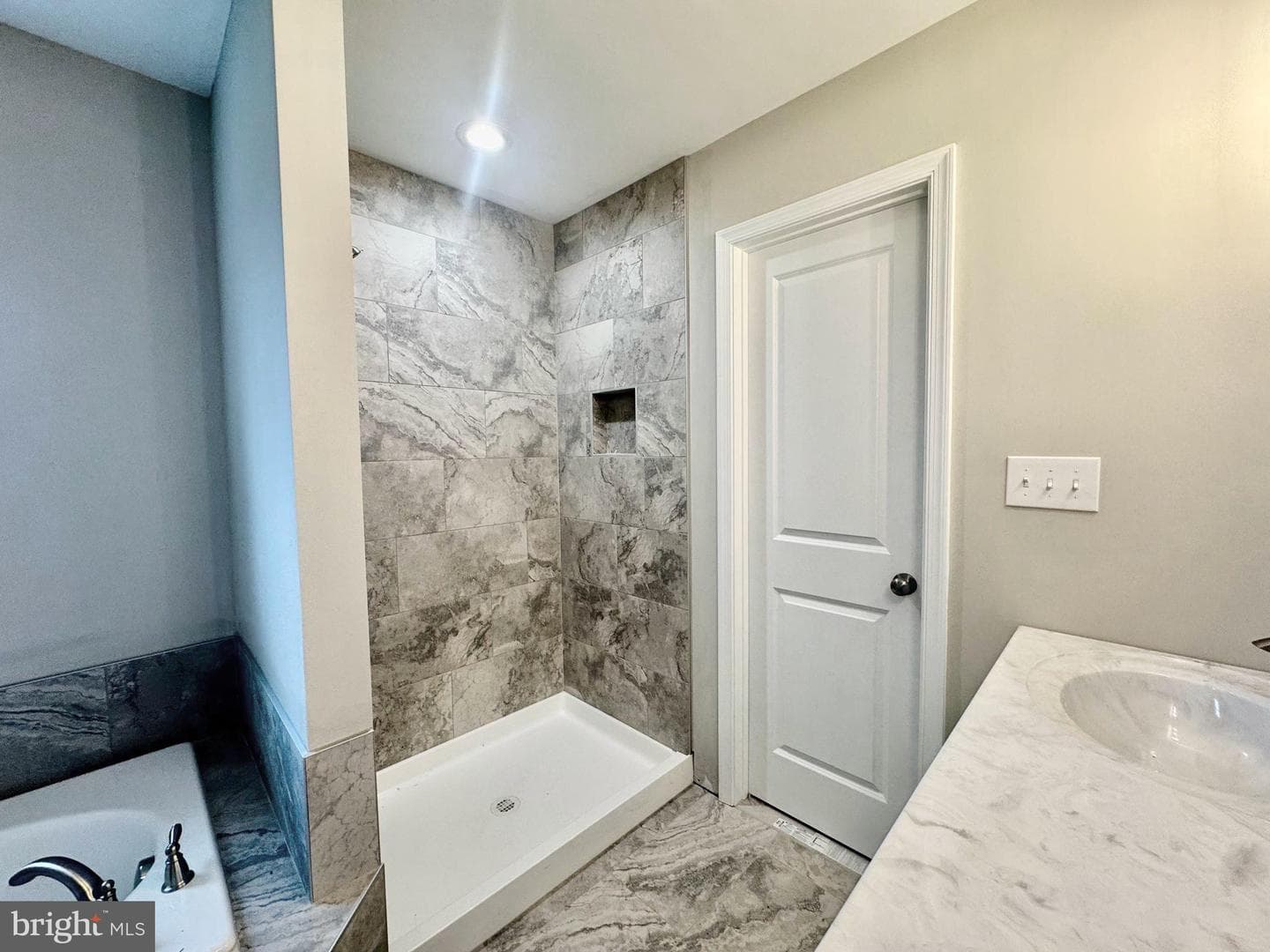 215 Cochise Trail photo 16
