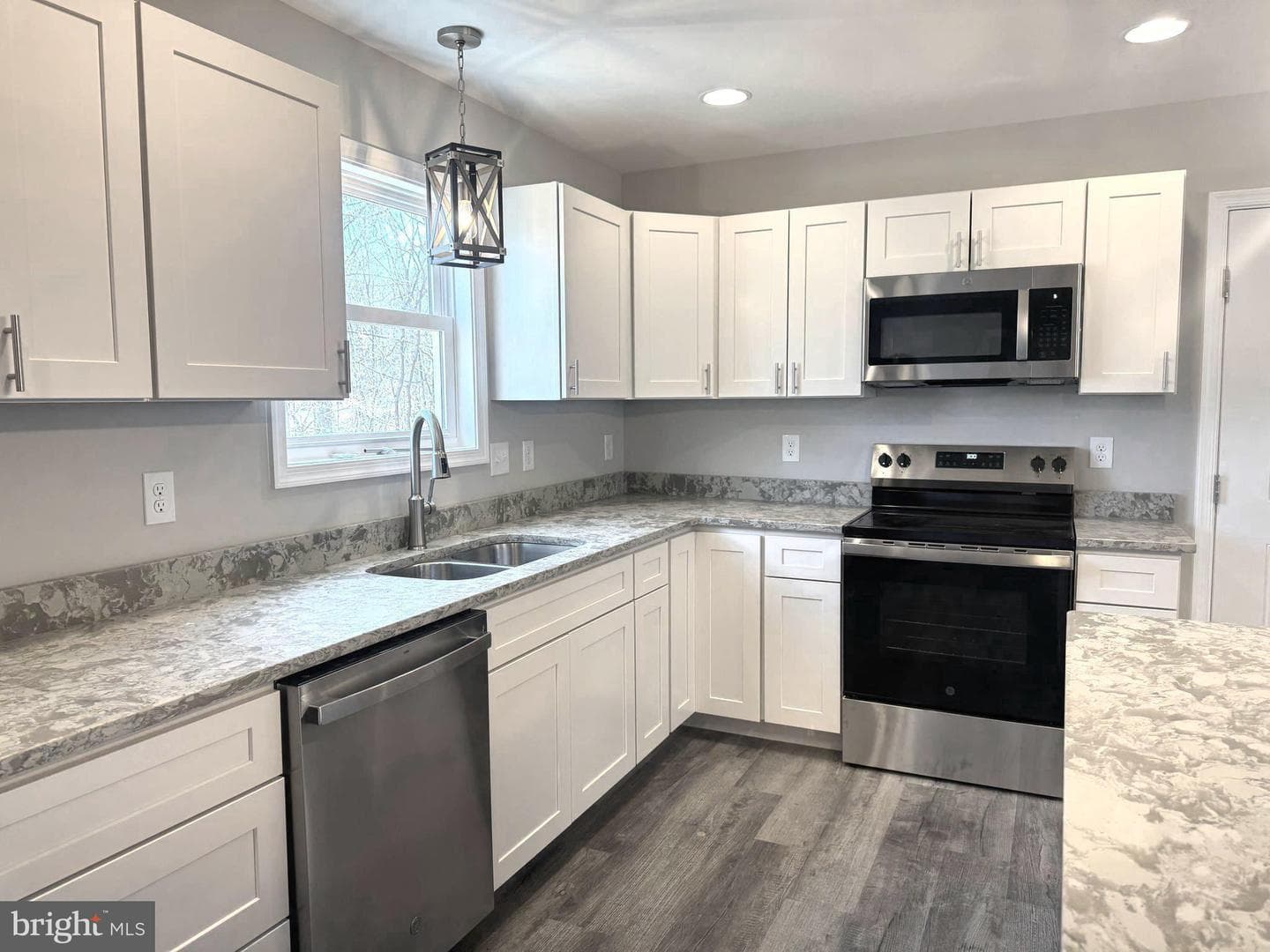 215 Cochise Trail photo 4