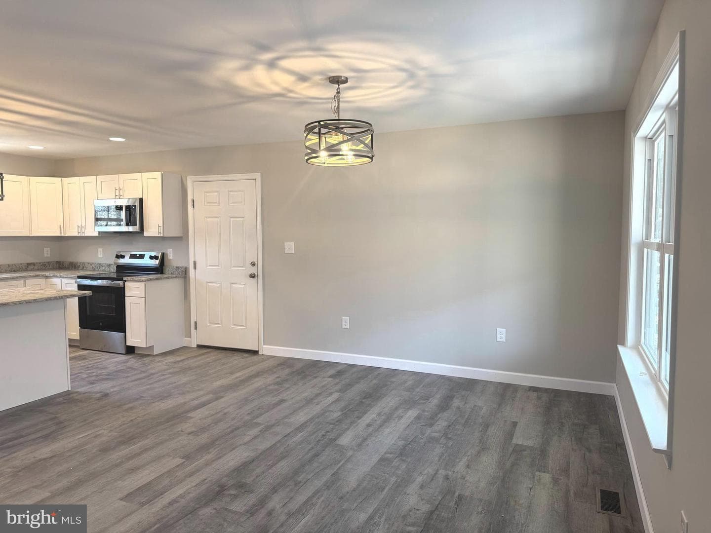 215 Cochise Trail photo 7