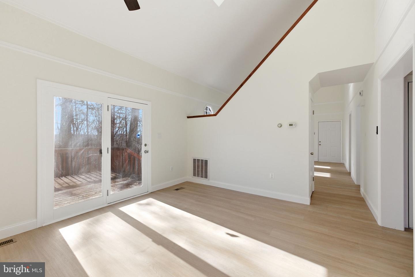 109 Hilltop Court photo 41