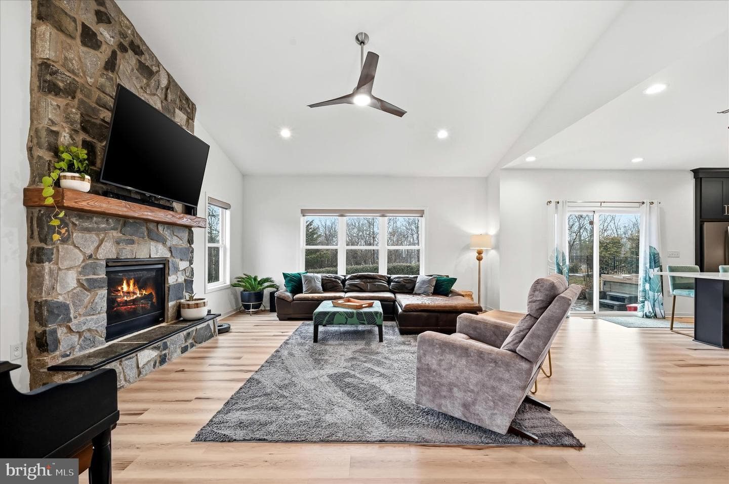 787 W Masters Drive photo 16