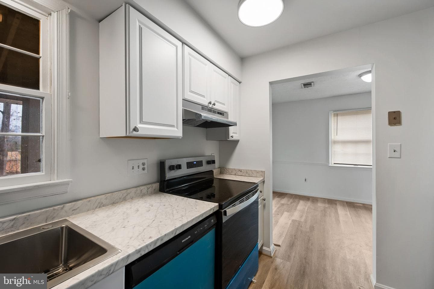153 Buckingham Drive photo 25