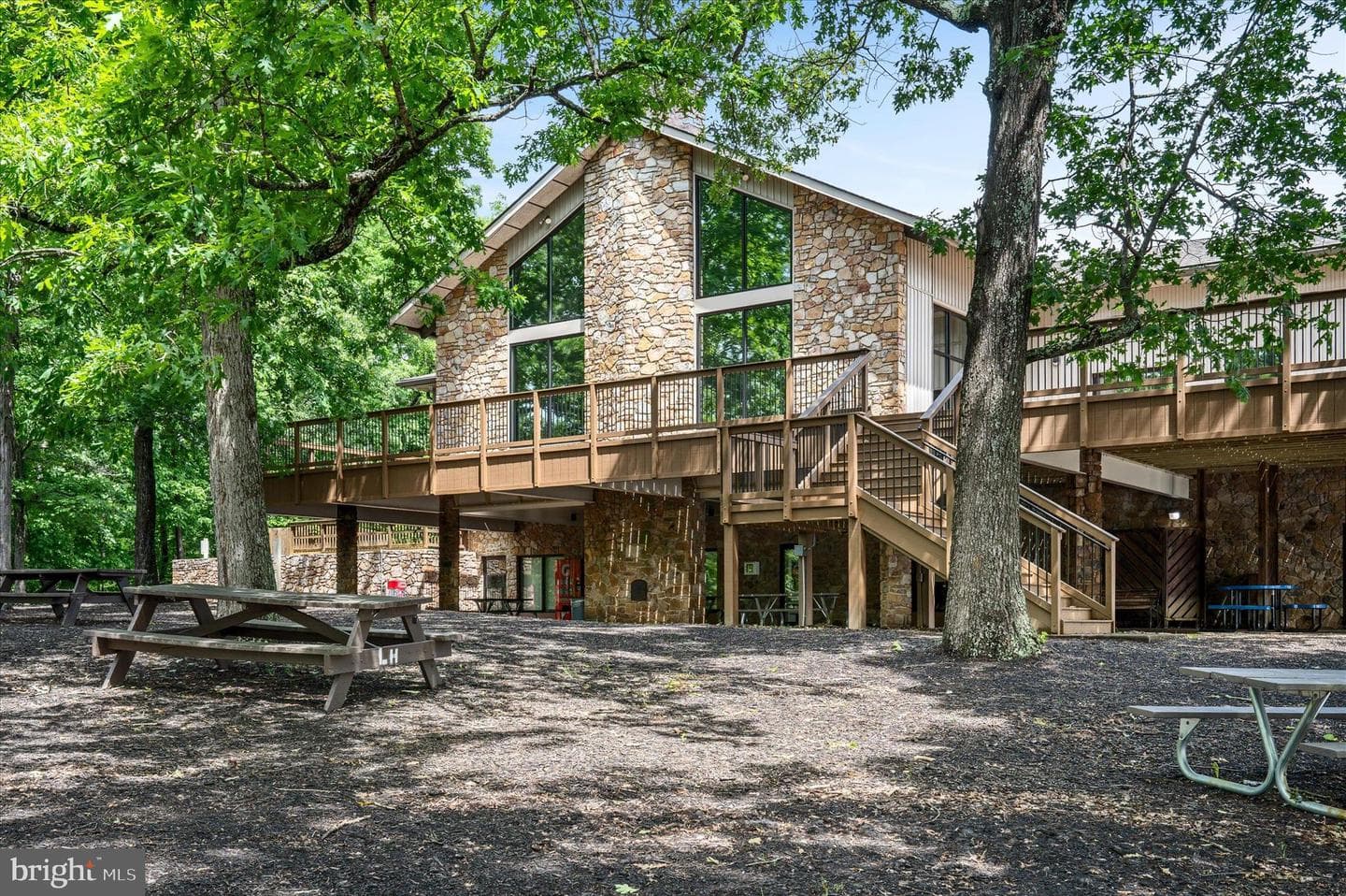 1239 Lakeview Dr photo 123
