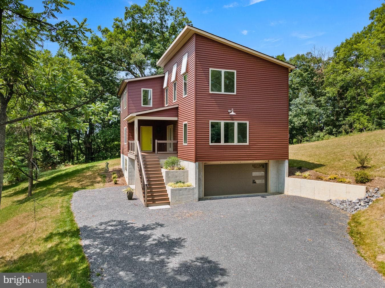 201 Nathaniel Drive photo 4