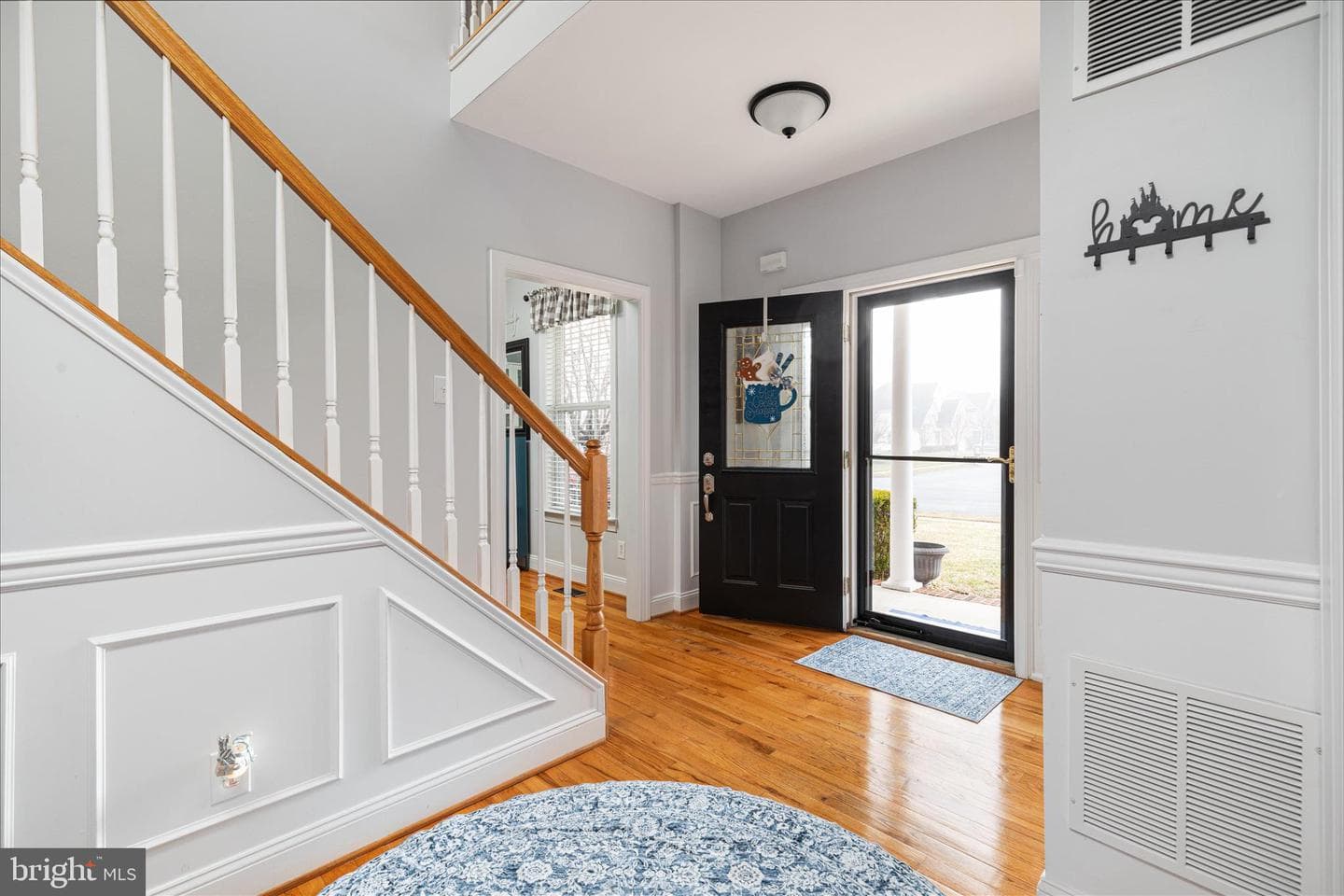 105 Barnston Court photo 2