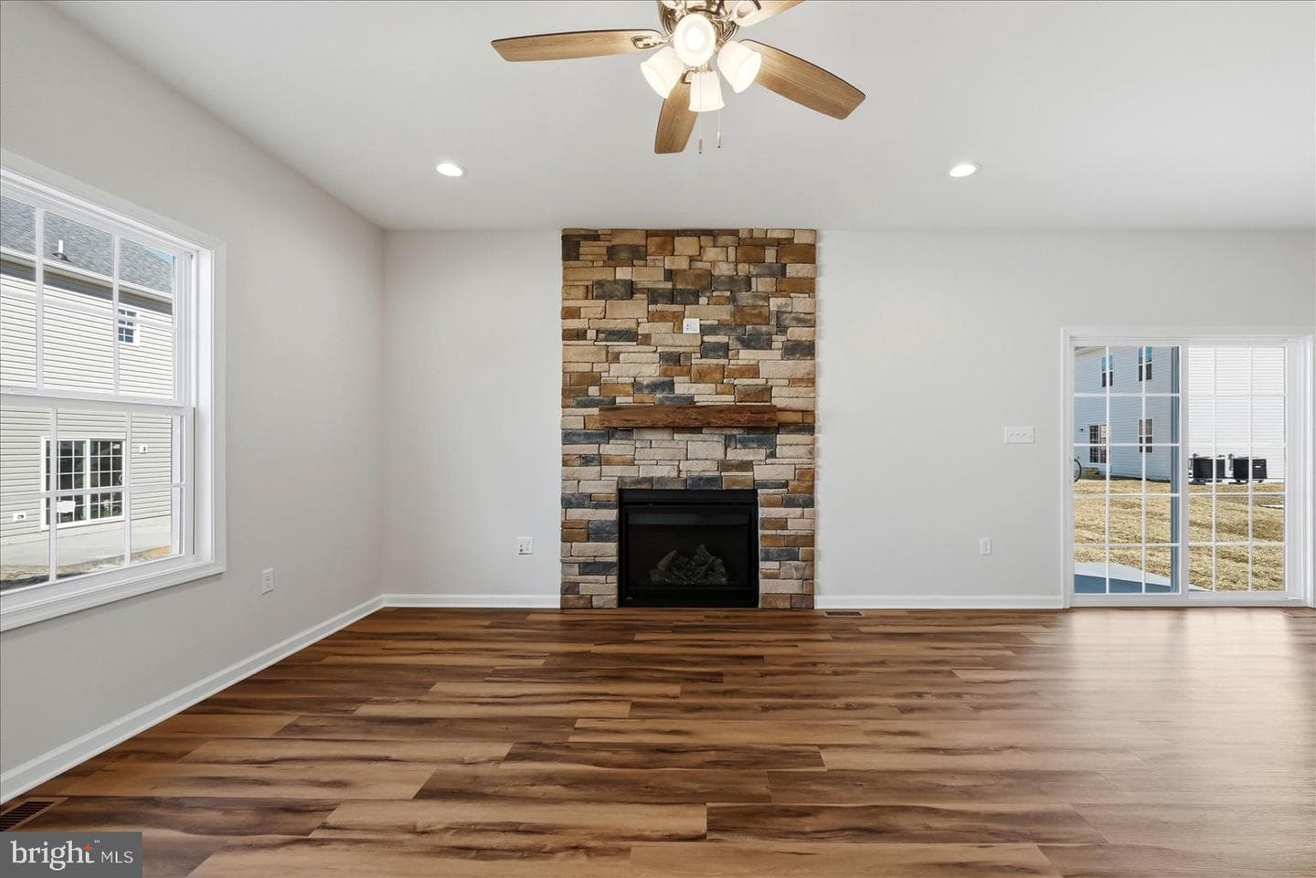 619 Farmington Boulevard photo 20