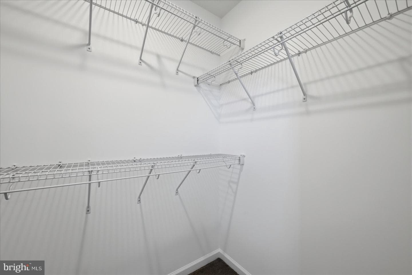 100 Brockham Court photo 34