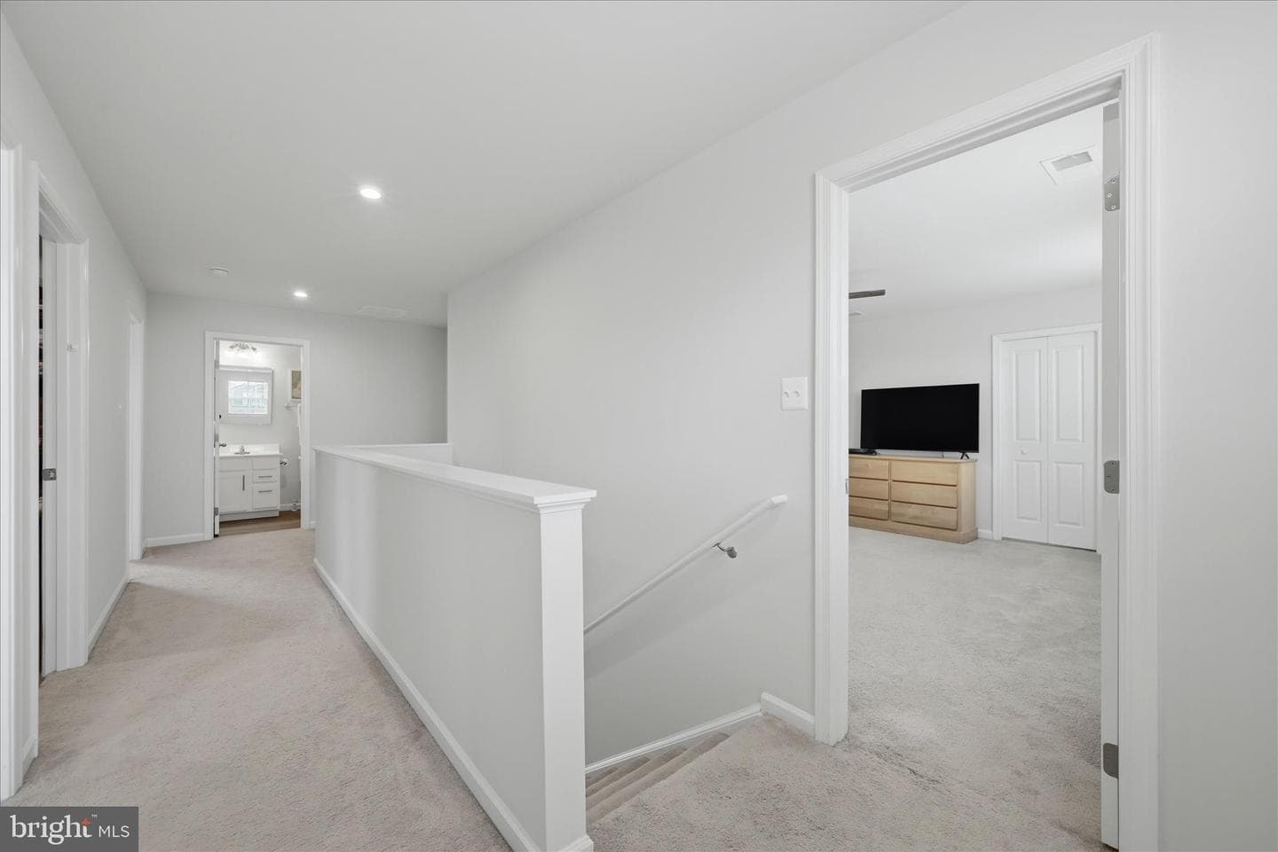 471 Coville Street photo 19