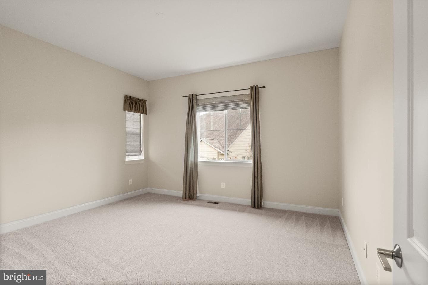 103 Cloak Lane photo 45