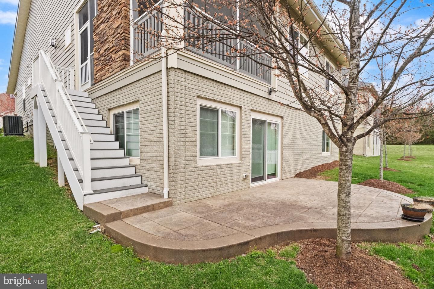 103 Cloak Lane photo 71