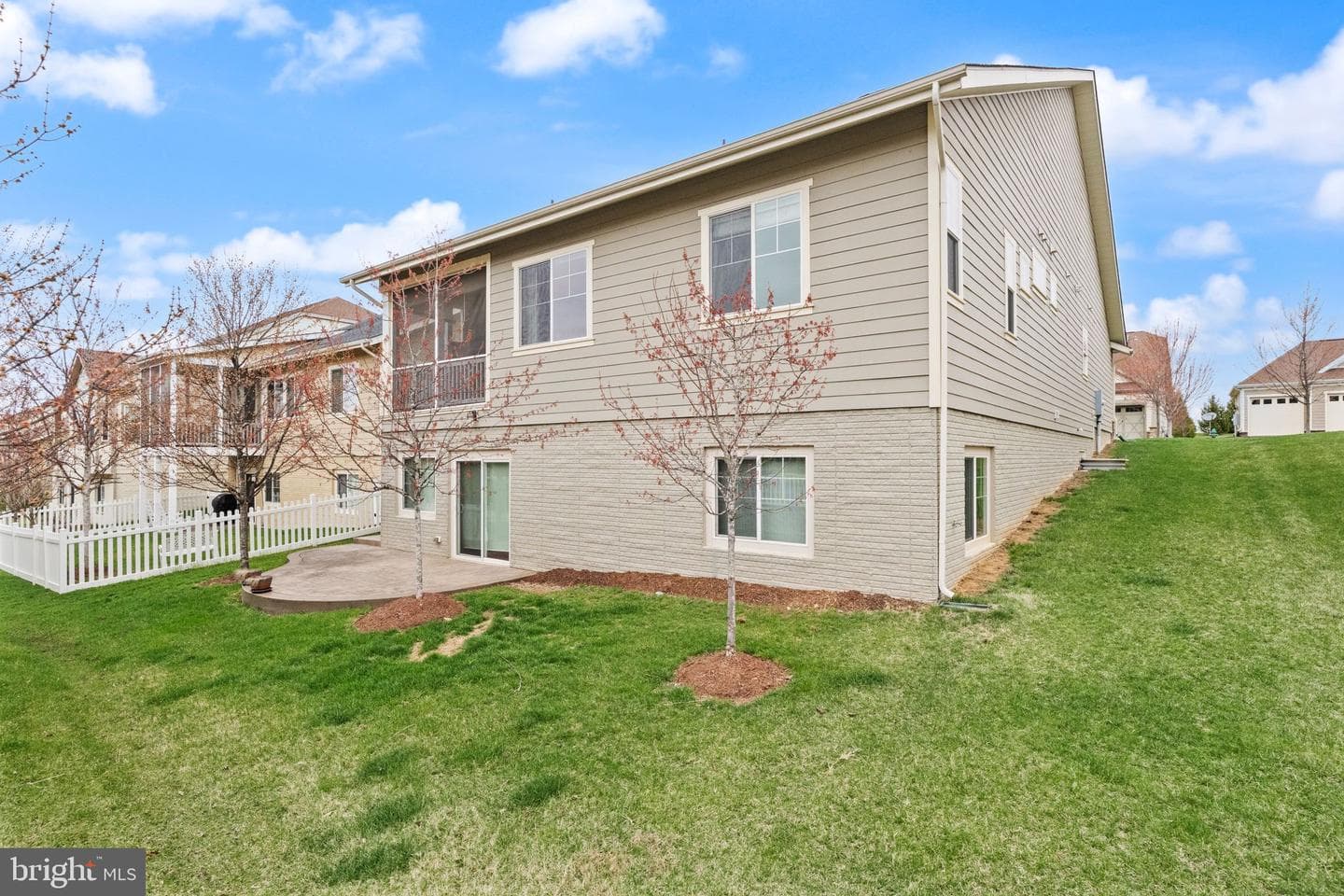 103 Cloak Lane photo 95
