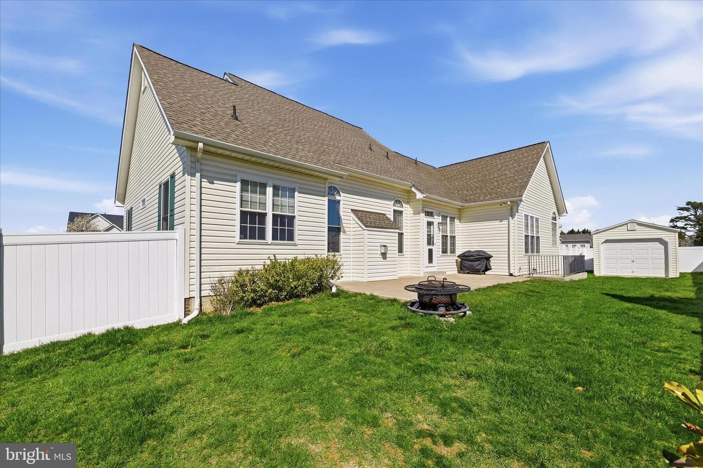 300 Clydesdale Drive photo 63
