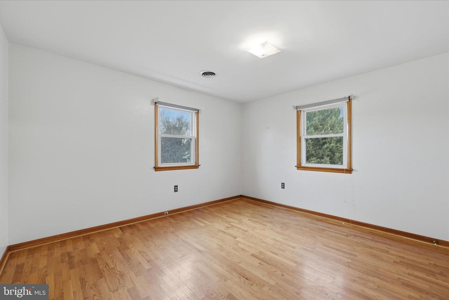 135 Meade Drive photo 23