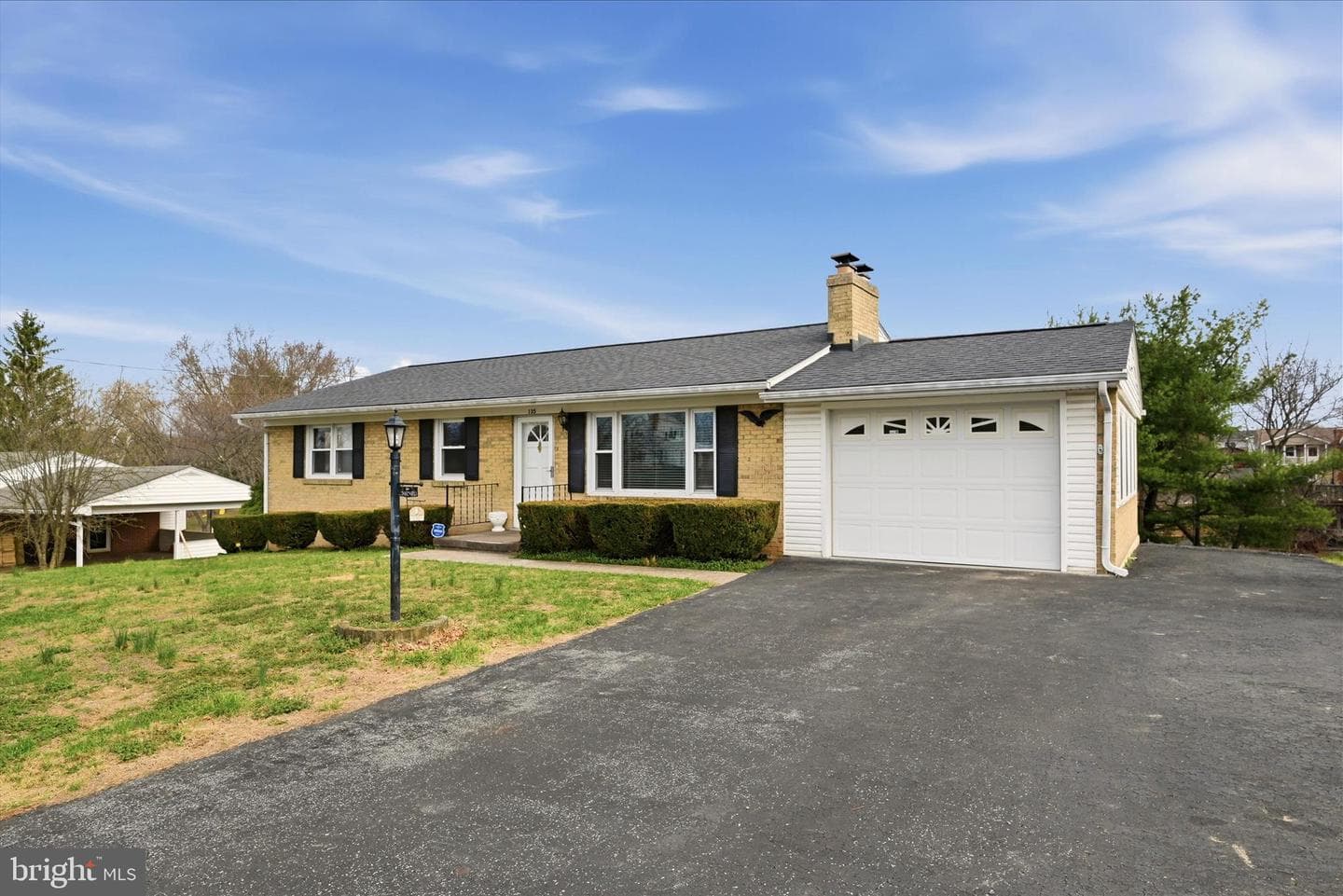 135 Meade Drive photo 3
