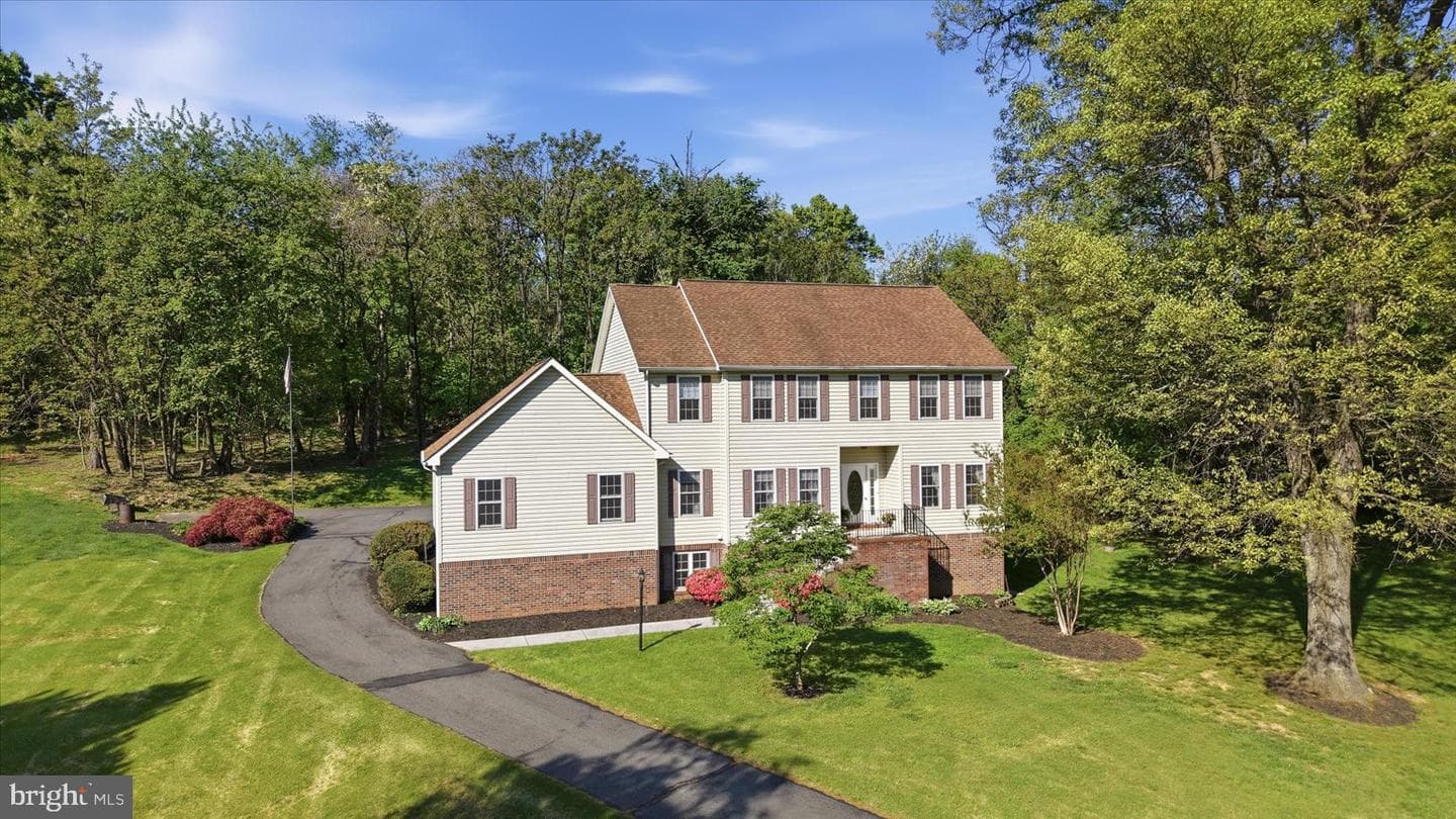 155 Bunchberry Ridge Court photo 6