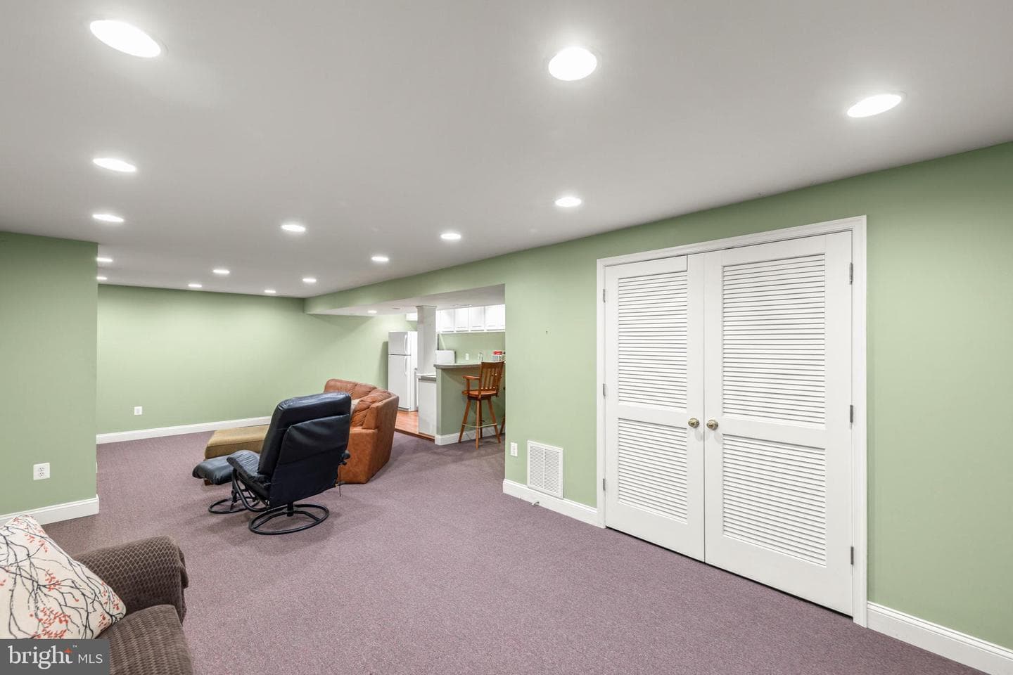 151 Darby Dr photo 40