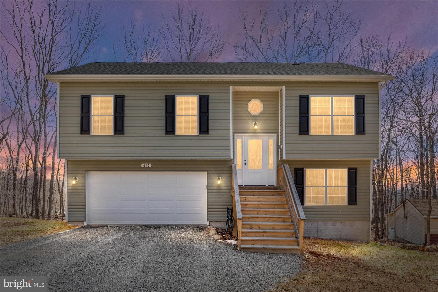 616 Cardinal Drive, Winchester