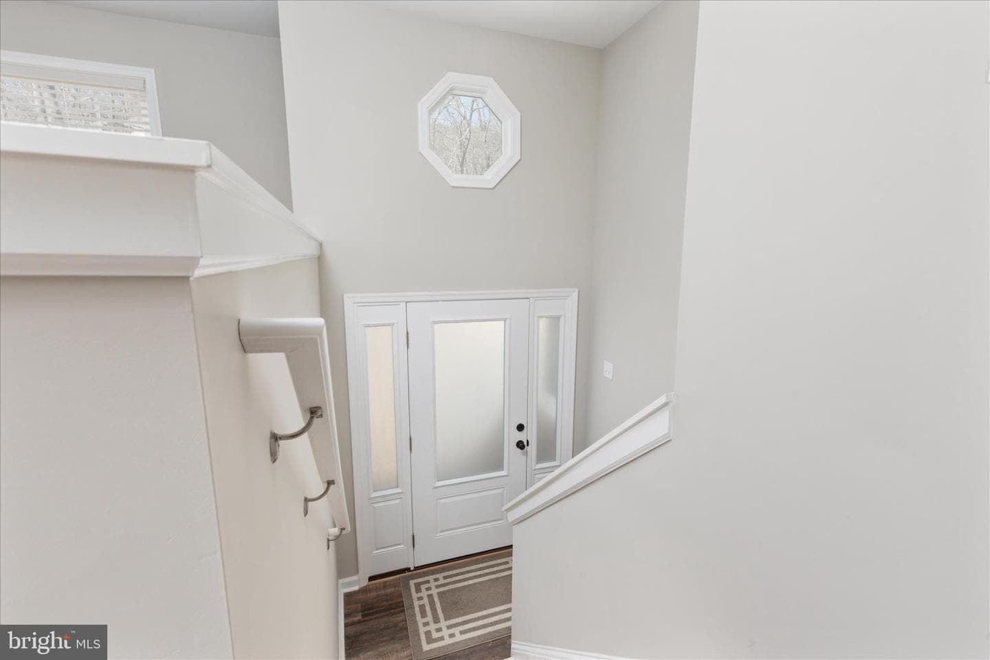 616 Cardinal Drive photo 3