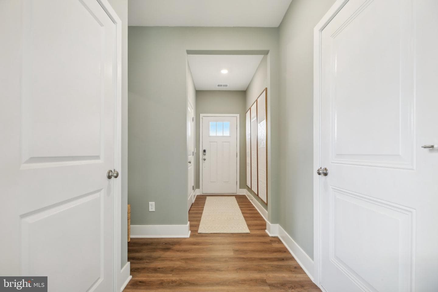 124 Wappinger Terrace photo 3