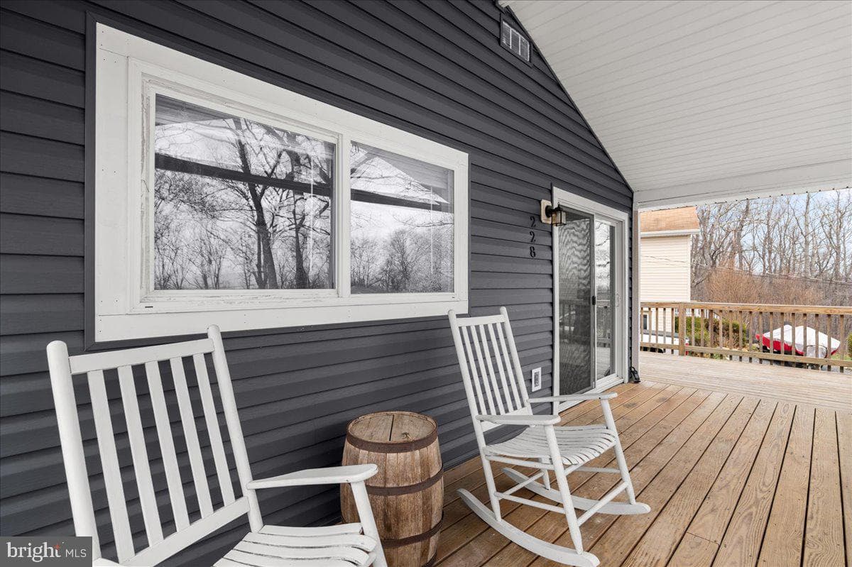 228 Graywolf Trail photo 2