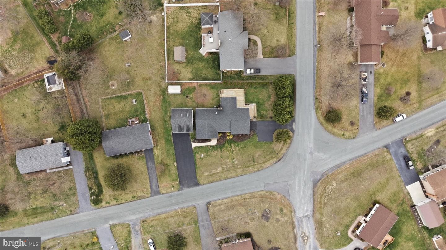 112 Rockbridge Road photo 3