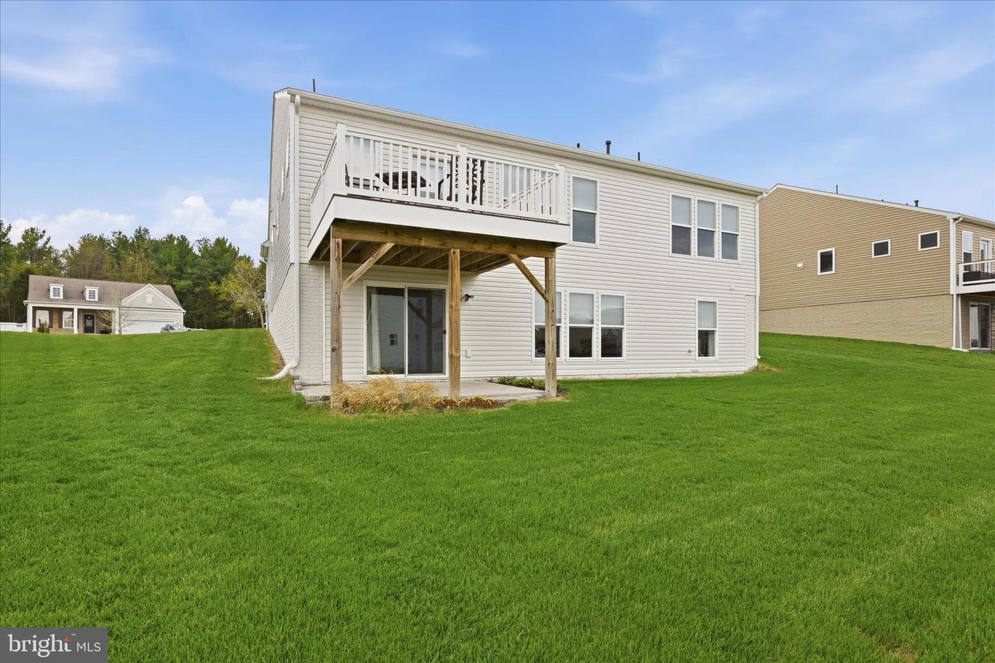 121 Hayvenhurst Court photo 47