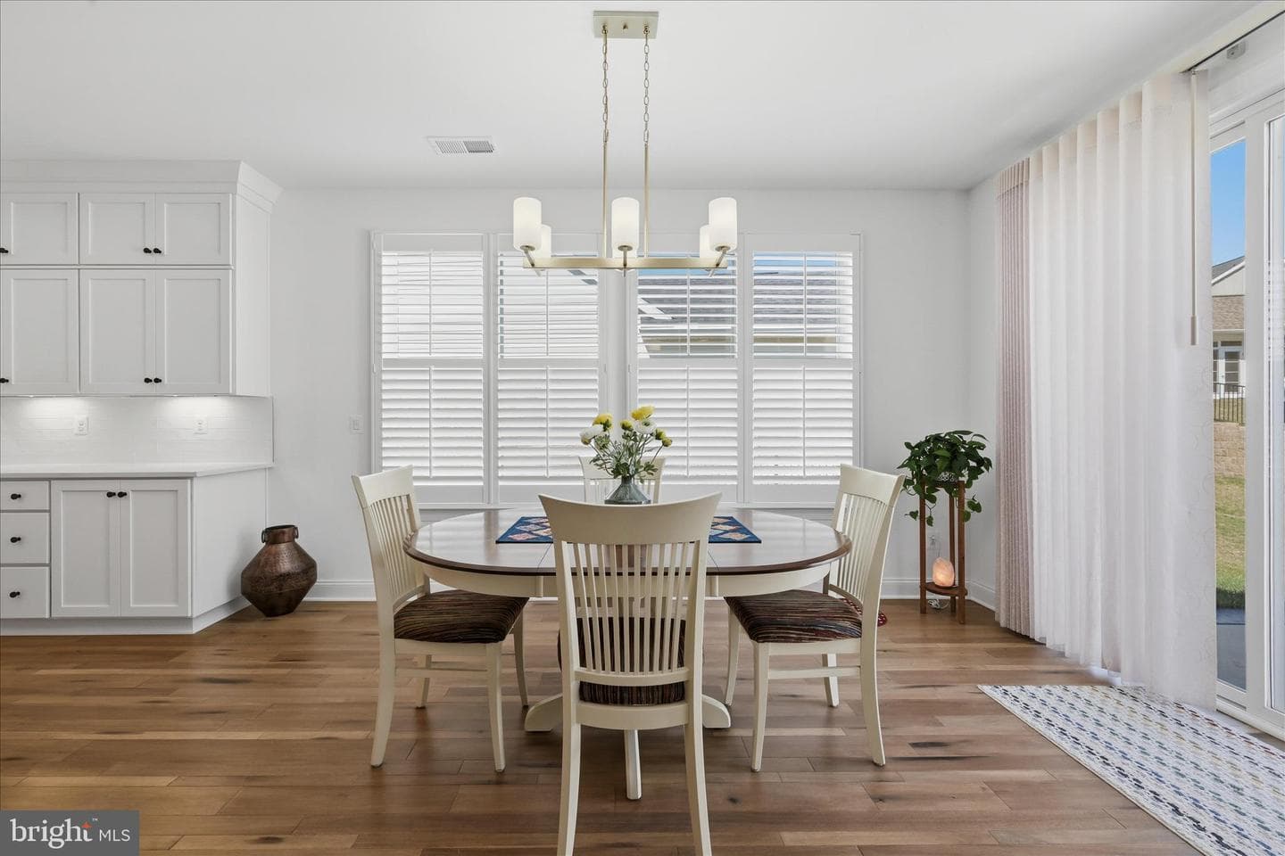 123 Cowbird Street photo 34
