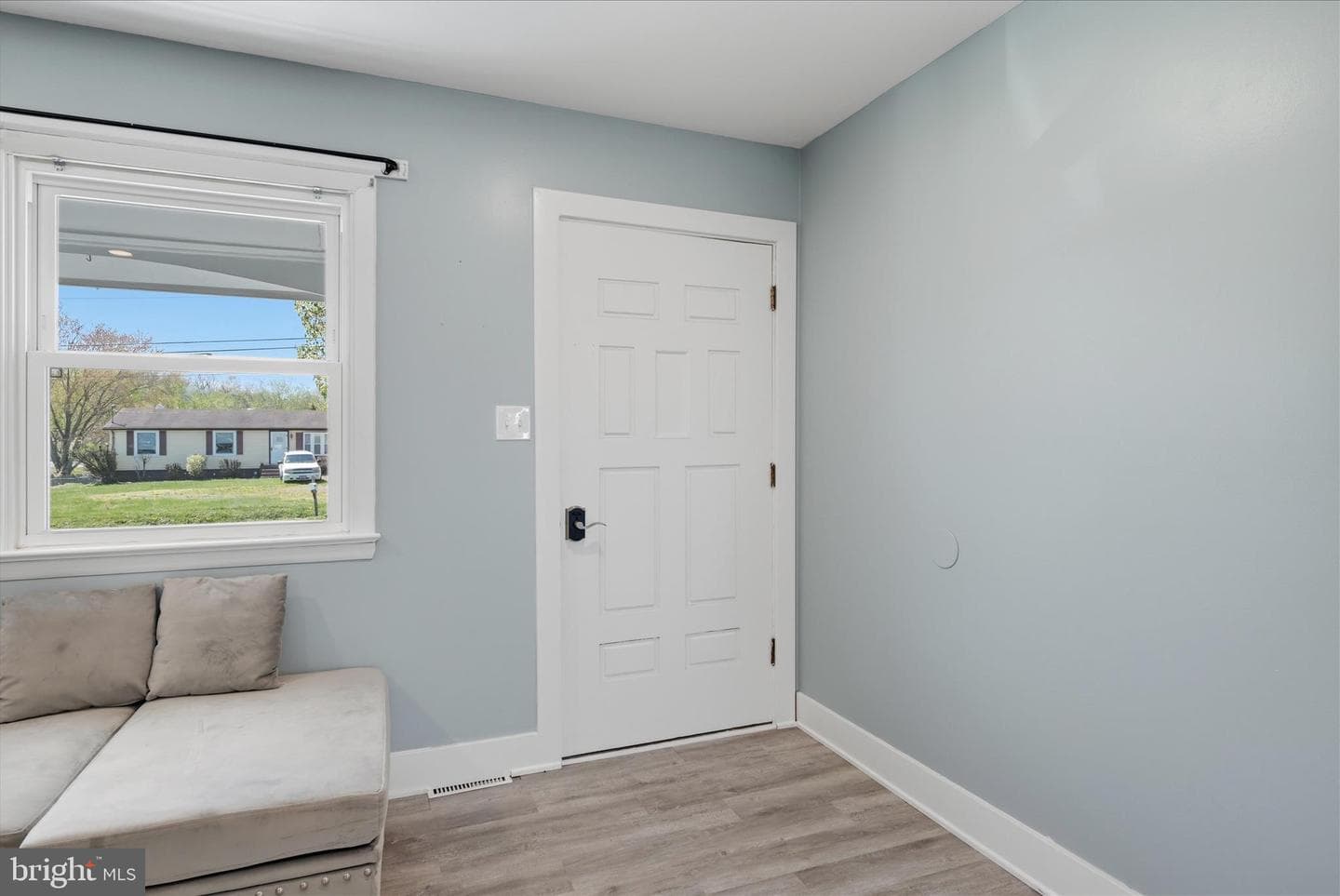 2015 Senseny Road photo 10