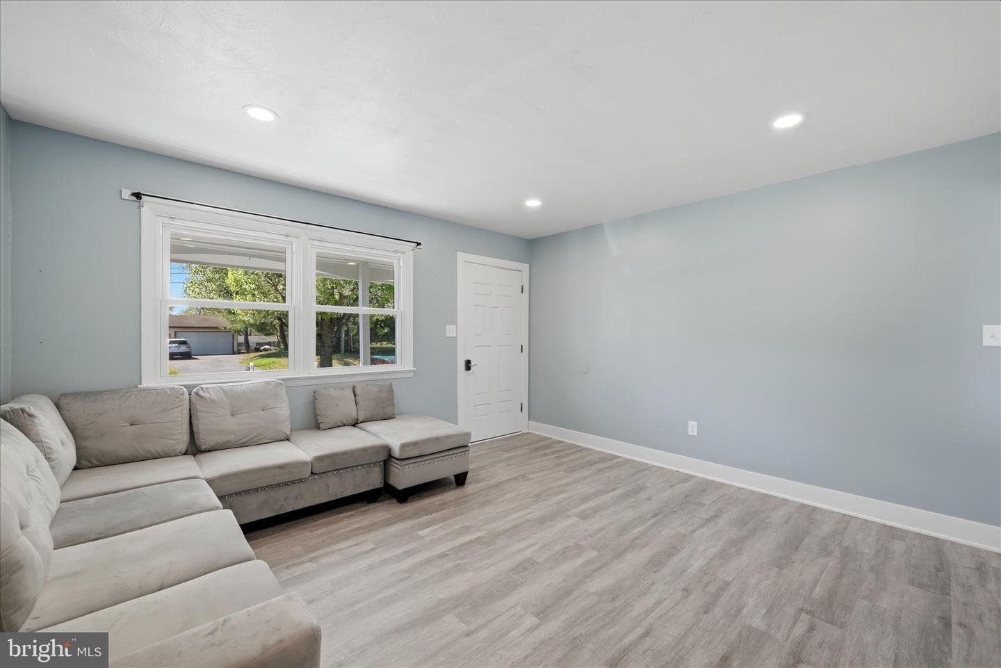 2015 Senseny Road photo 7