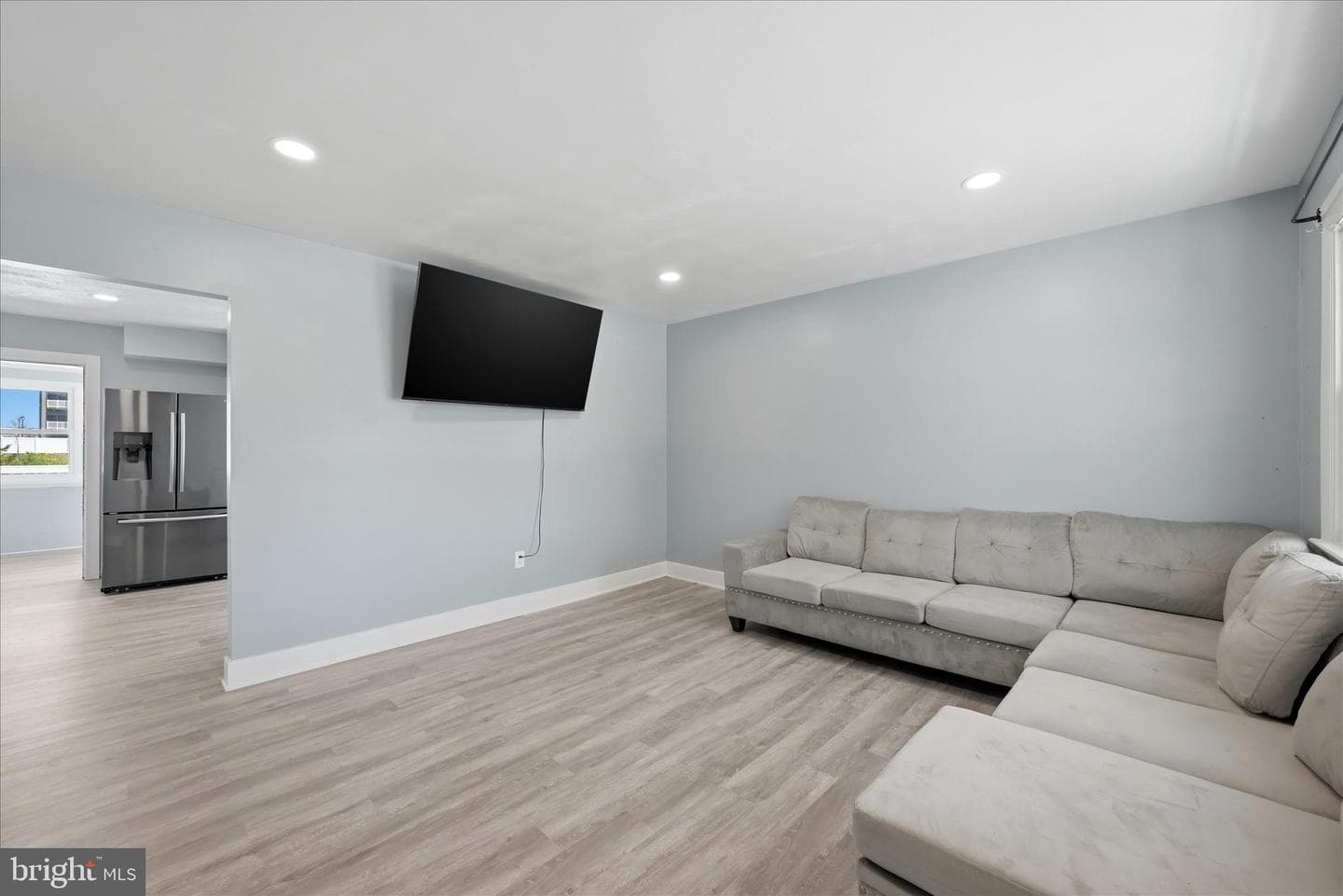2015 Senseny Road photo 8