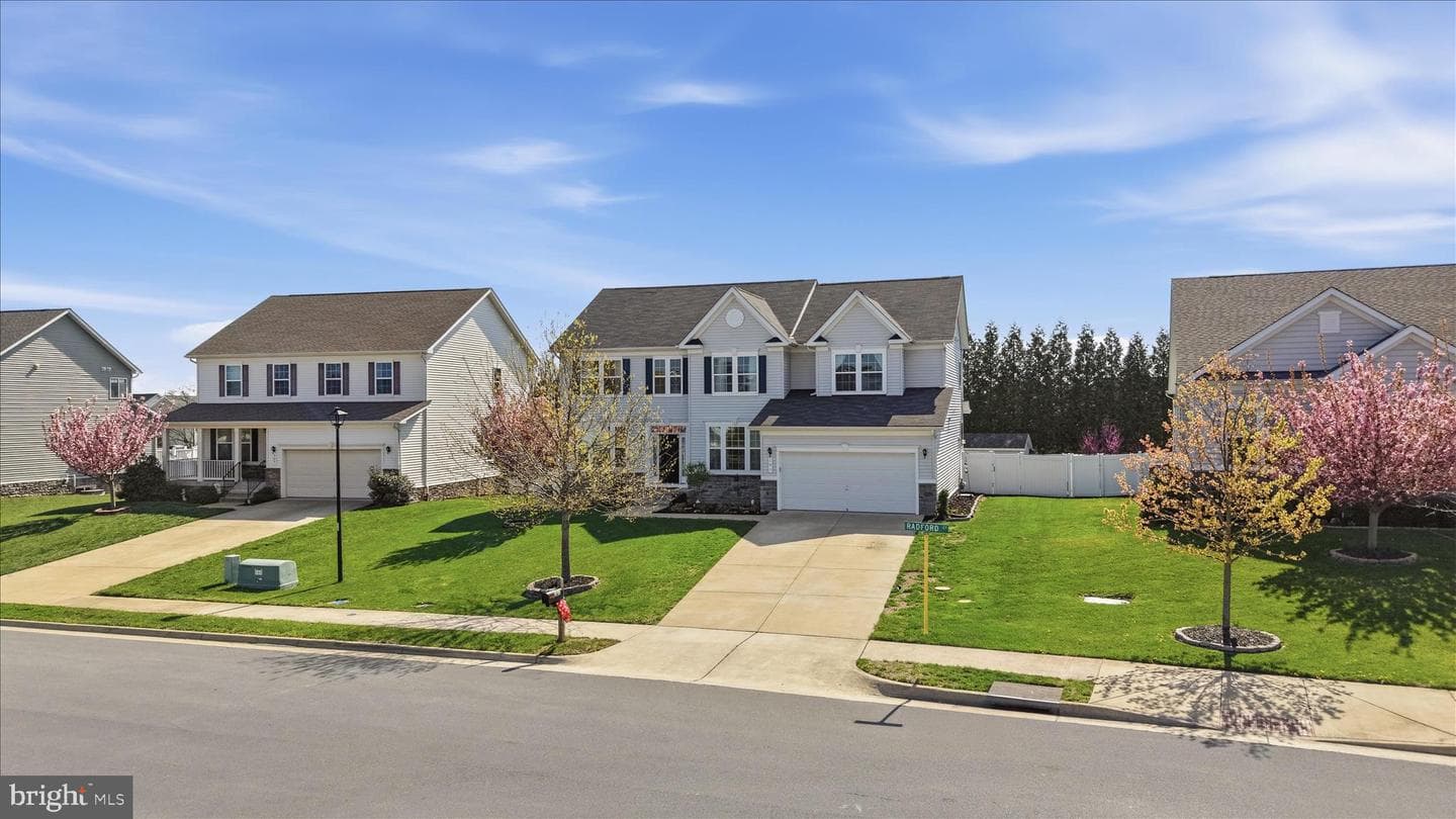 101 Radford Court photo 69