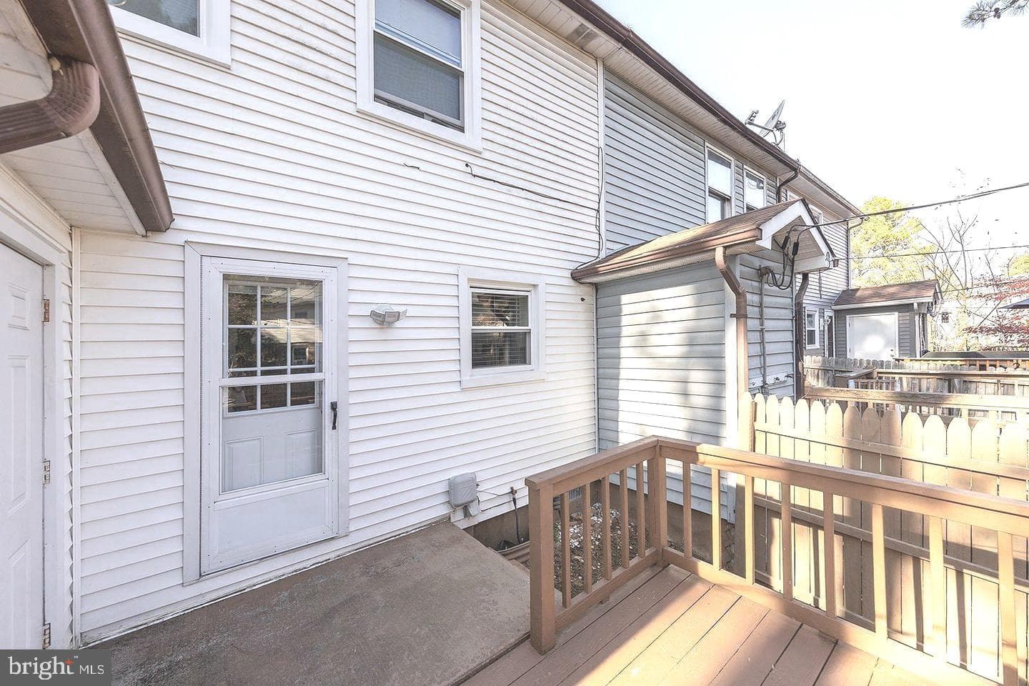 611 Carroll Drive photo 29