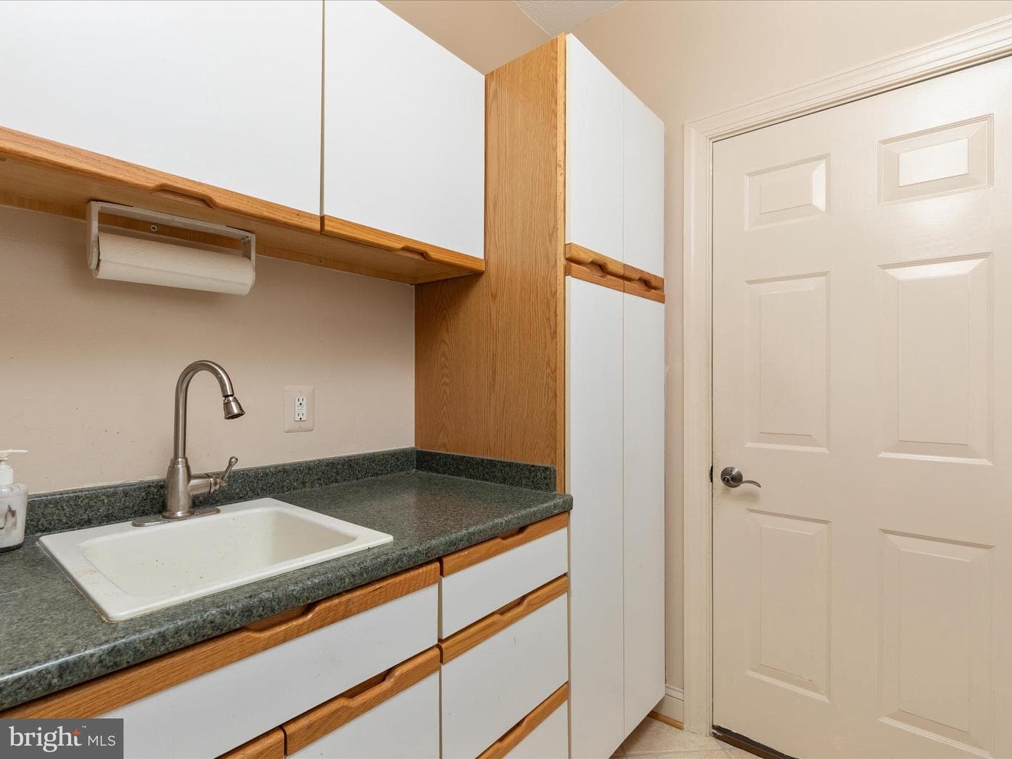 228 Sunset Circle photo 22