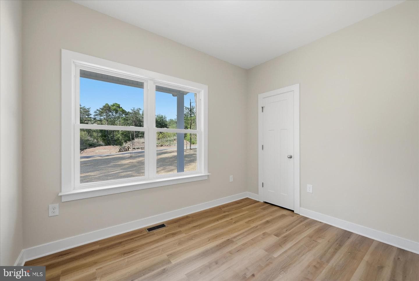 123 Stetson Street photo 33