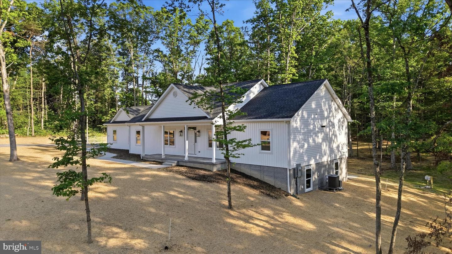 123 Stetson Street photo 53
