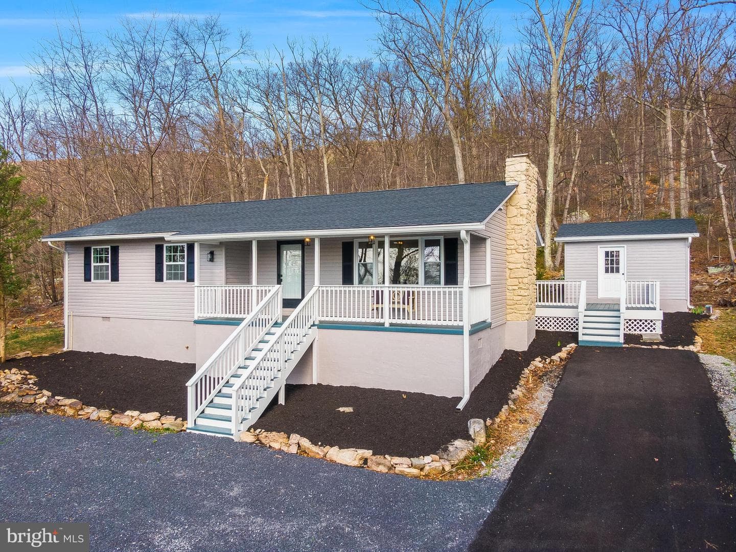 224 Hawk, Winchester