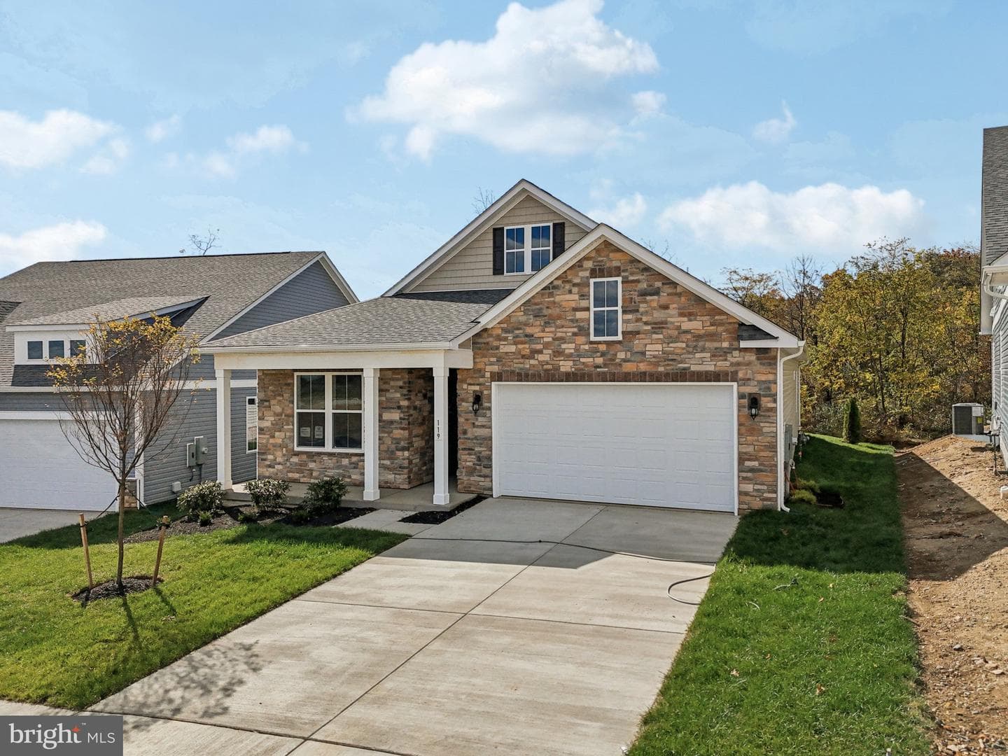 239 Hydrangea Way photo 40