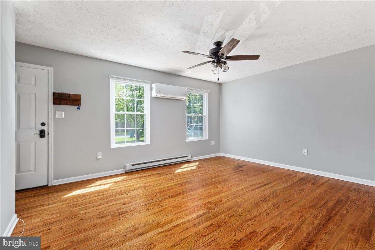224 Carroll Drive photo 4