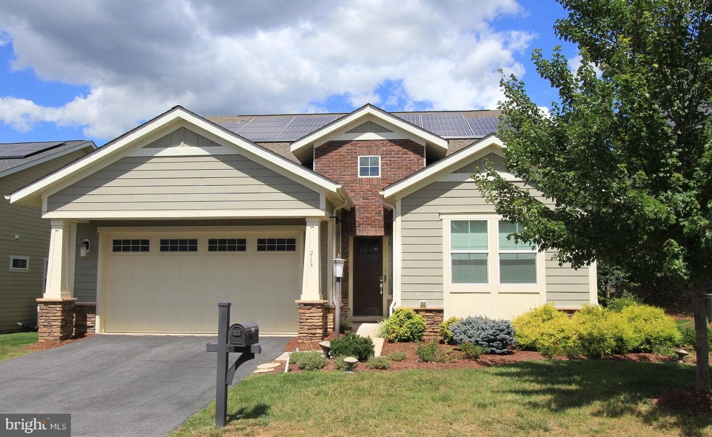 213 Grebe Drive, Lake Frederick