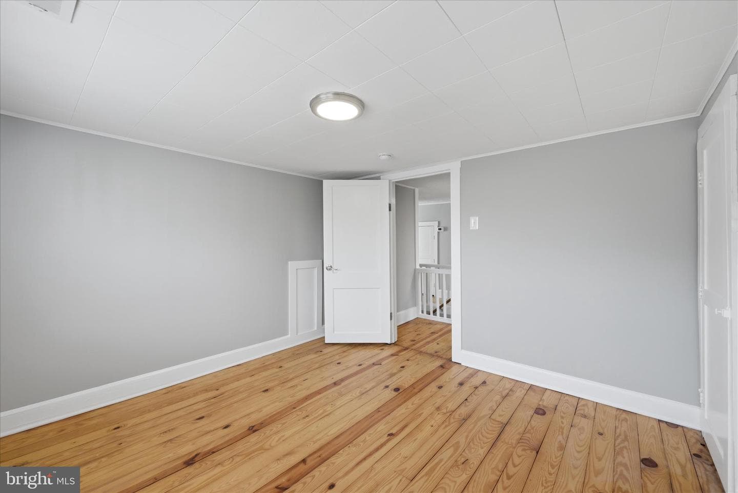 155 Royal Avenue photo 30
