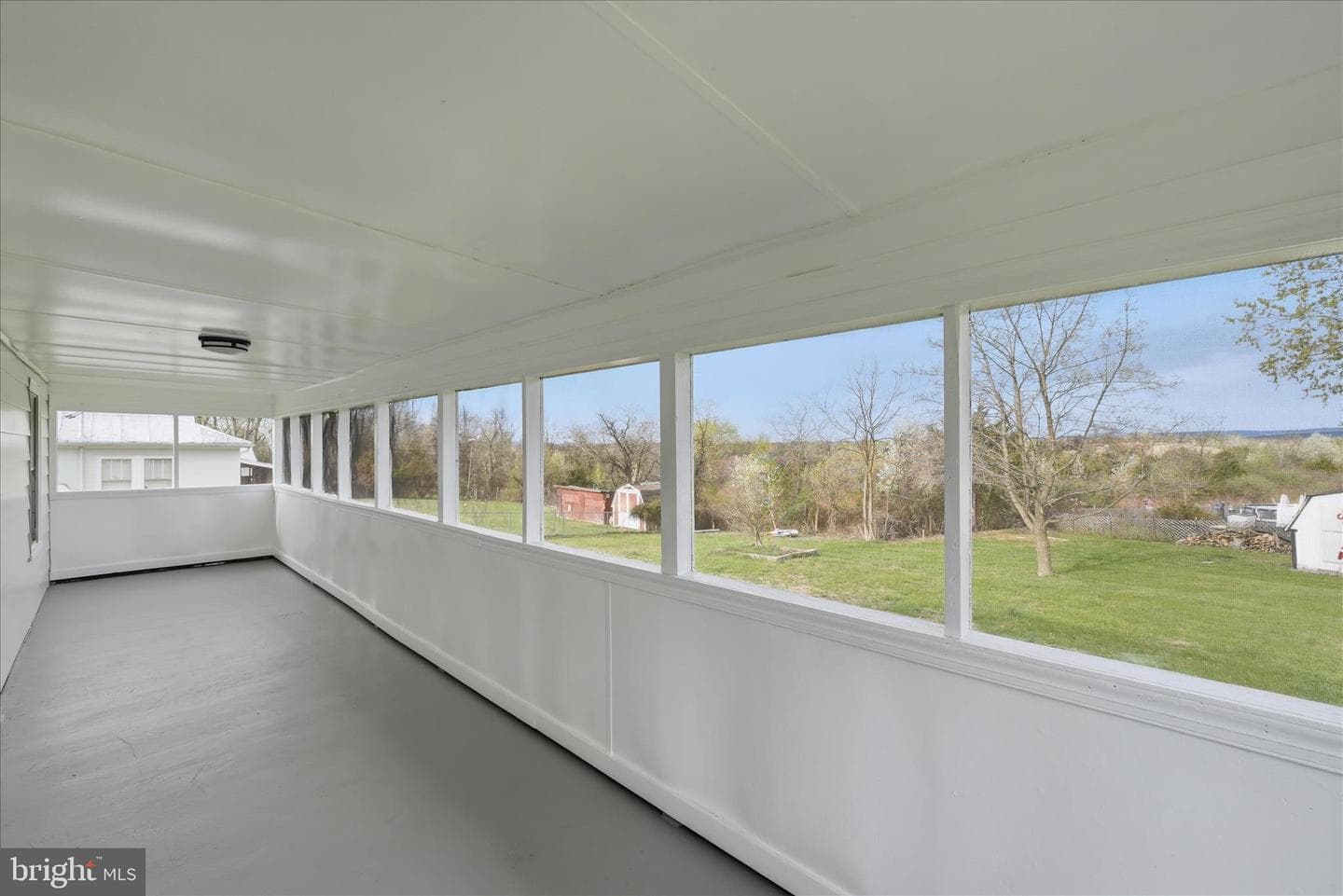 155 Royal Avenue photo 39