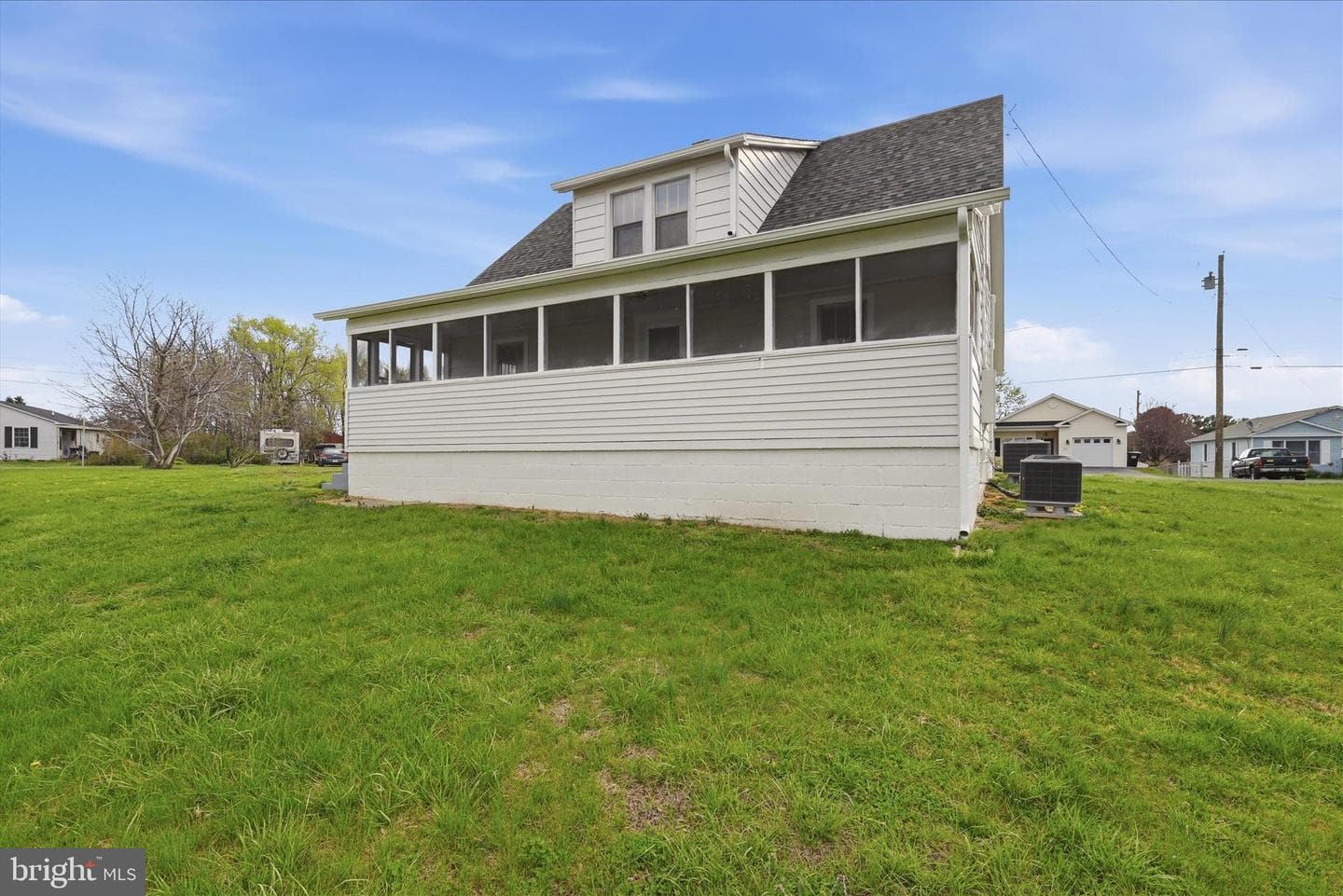 155 Royal Avenue photo 44