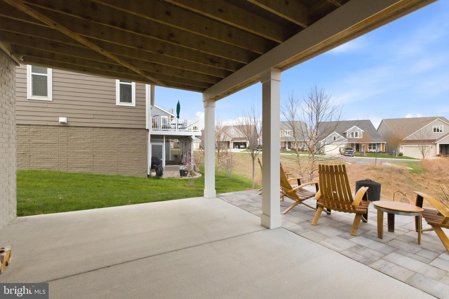 121 Milkweed Dr photo 37