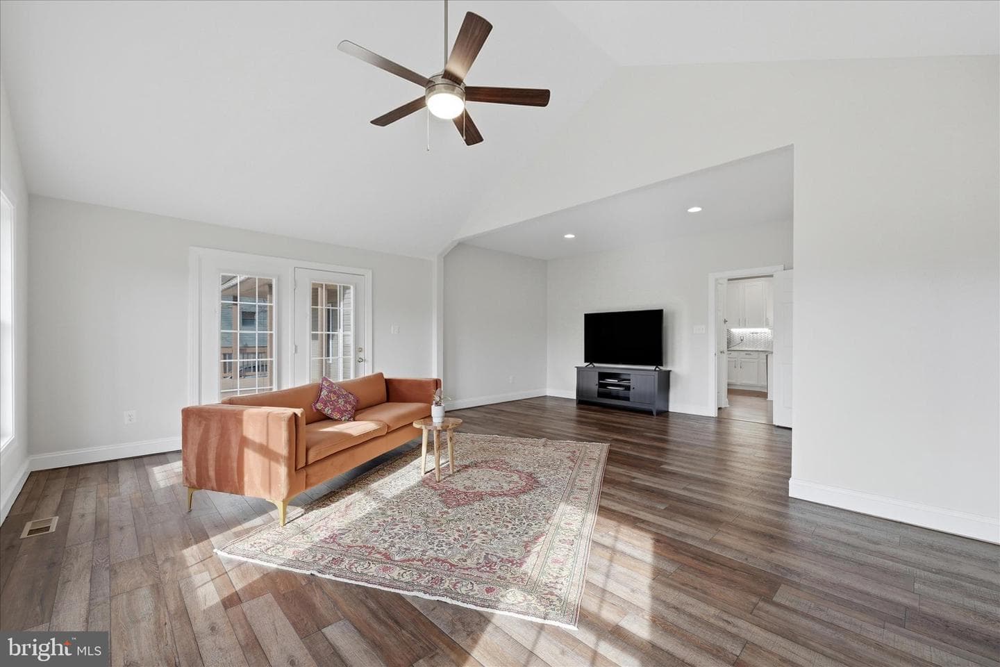 634 Lakeview Drive photo 32