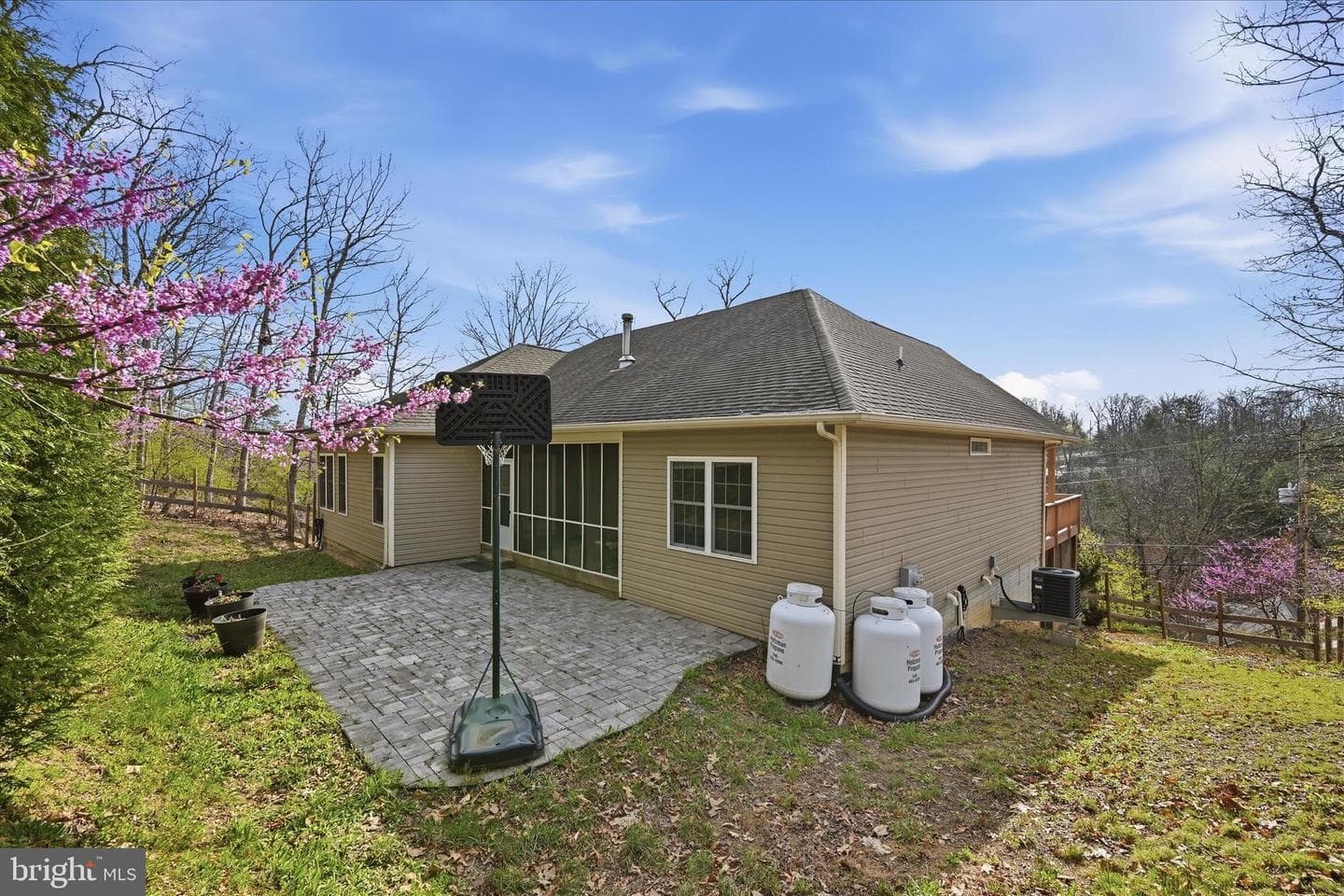 634 Lakeview Drive photo 55