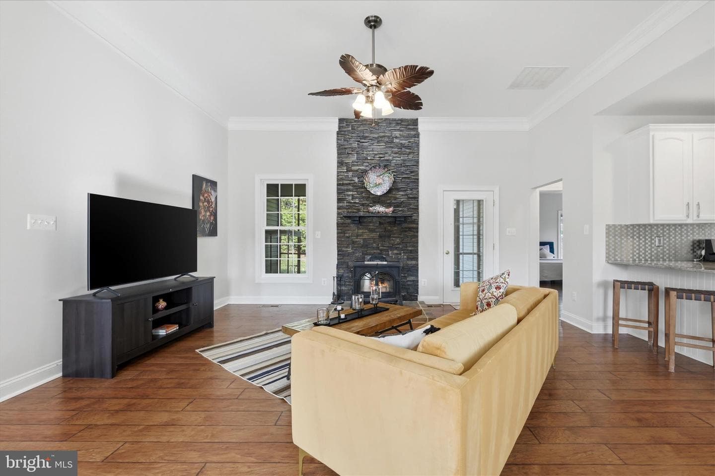 634 Lakeview Drive photo 9